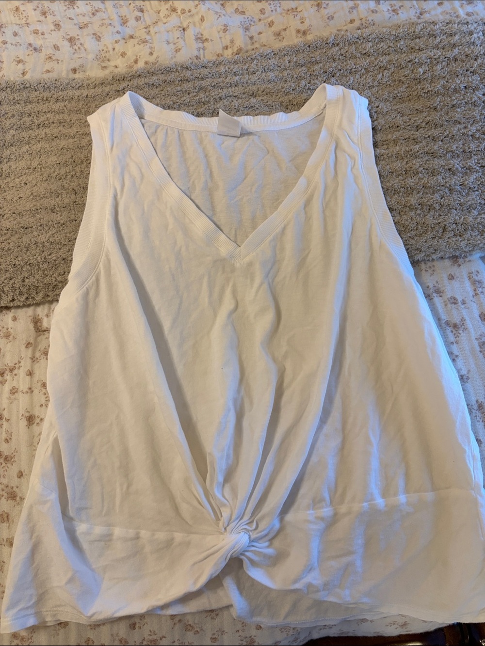 Melrose and Market White V-Neck Knot Front Tank